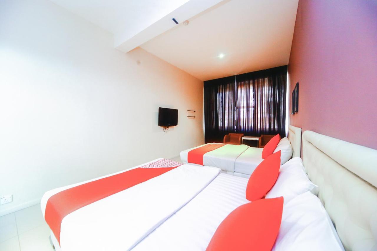 Oyo 777 Epal Hotel Kota Kinabalu Kültér fotó